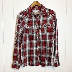 WindRiver Red Plaid Button Down Shirt. Size Large Modern Fit.
